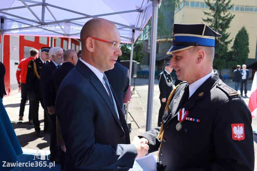 Fotorelacja: Powiatowe obchody Dnia Strażaka w Zawierciu