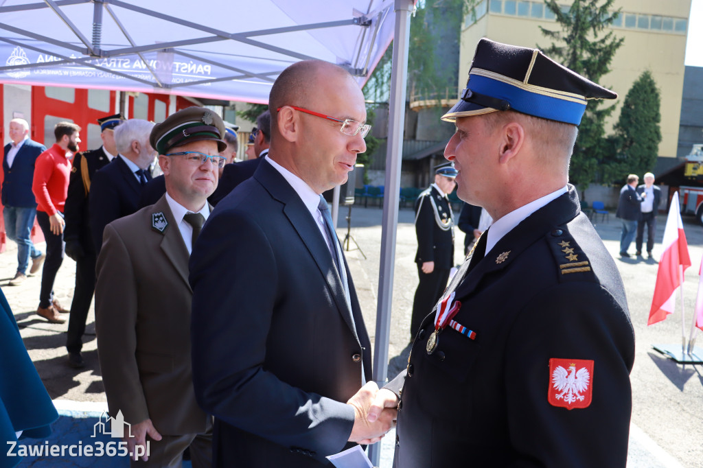 Fotorelacja: Powiatowe obchody Dnia Strażaka w Zawierciu