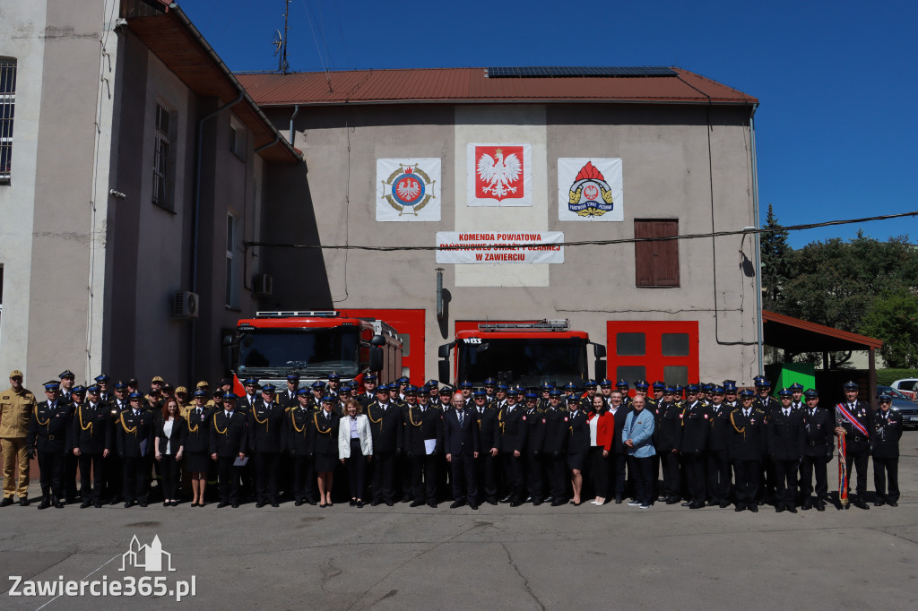 Fotorelacja: Powiatowe obchody Dnia Strażaka w Zawierciu