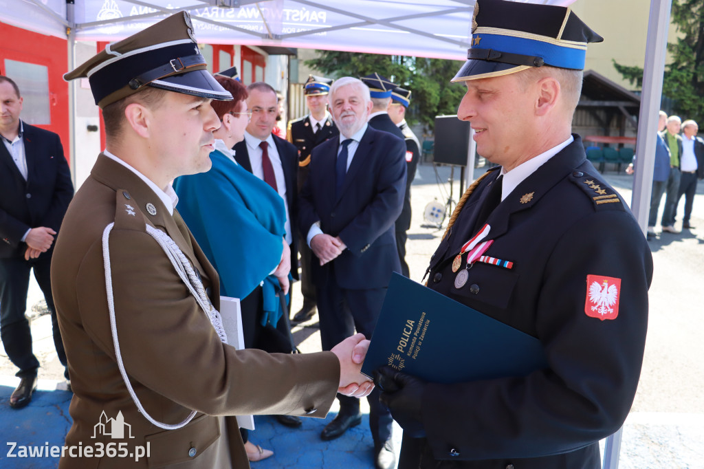 Fotorelacja: Powiatowe obchody Dnia Strażaka w Zawierciu