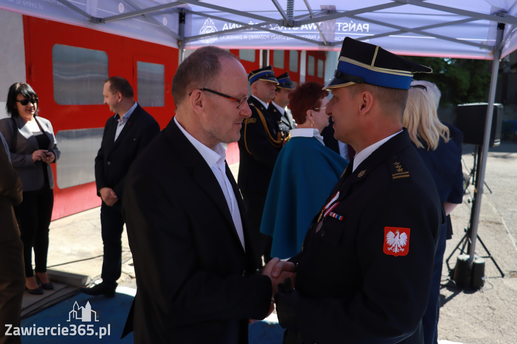 Fotorelacja: Powiatowe obchody Dnia Strażaka w Zawierciu
