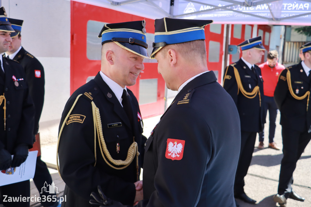 Fotorelacja: Powiatowe obchody Dnia Strażaka w Zawierciu