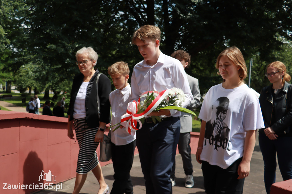 Narodowy Dzień Pamięci Ofiar Niemieckich Nazistowskich Obozów Koncentracyjnych i Obozów Zagłady