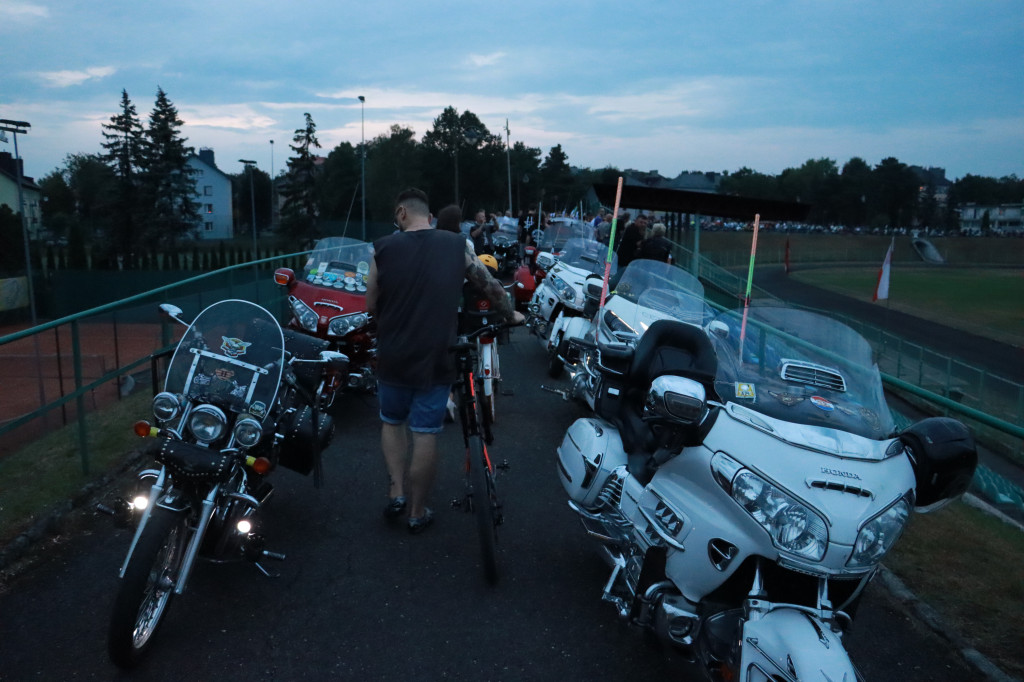 Fotorelacja: Nocna Parada Motocyklowa w Zawierciu