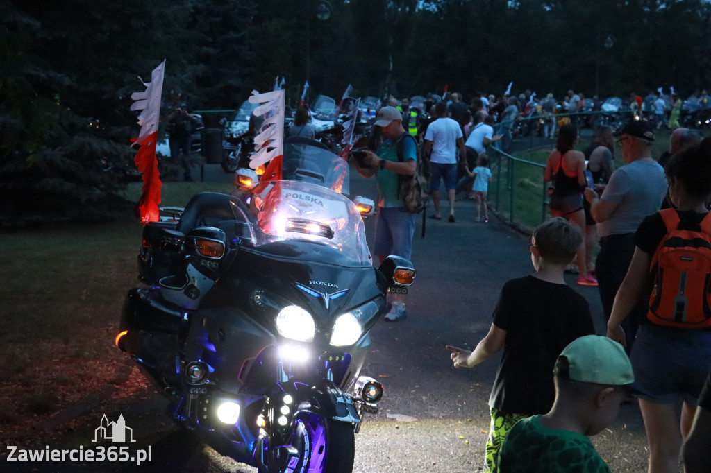 Fotorelacja: Nocna Parada Motocyklowa w Zawierciu
