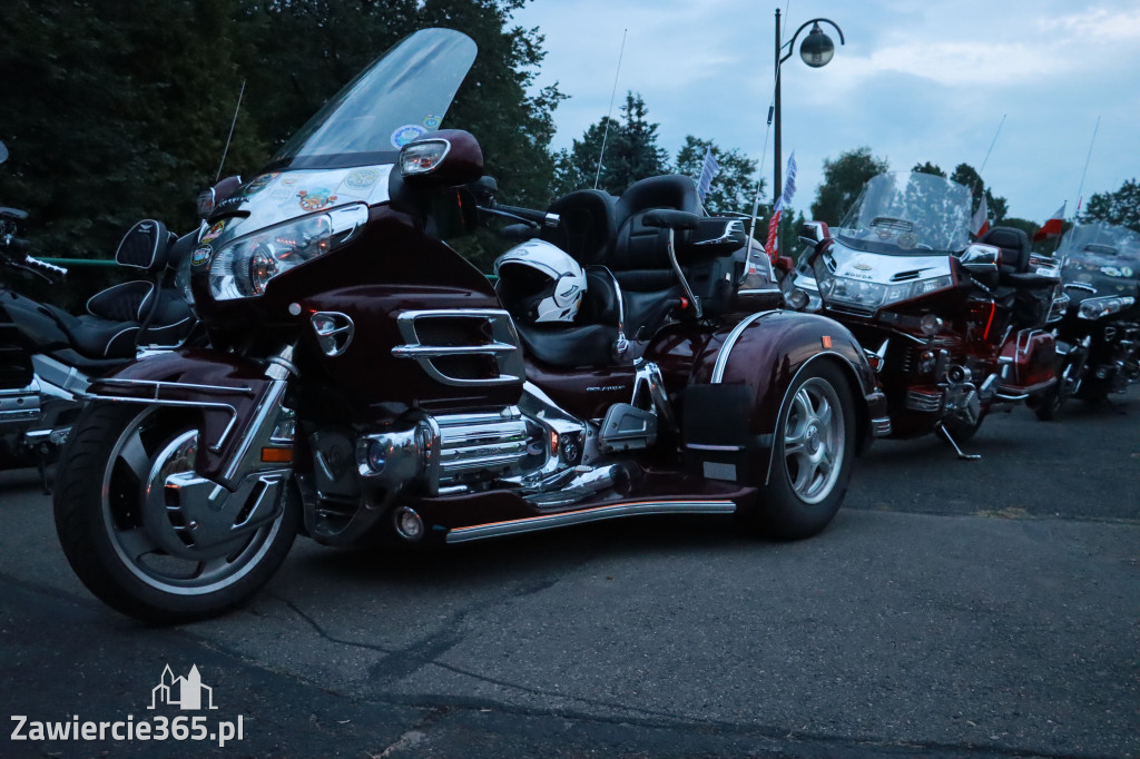Fotorelacja: Nocna Parada Motocyklowa w Zawierciu
