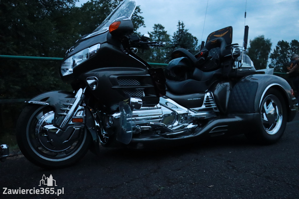 Fotorelacja: Nocna Parada Motocyklowa w Zawierciu