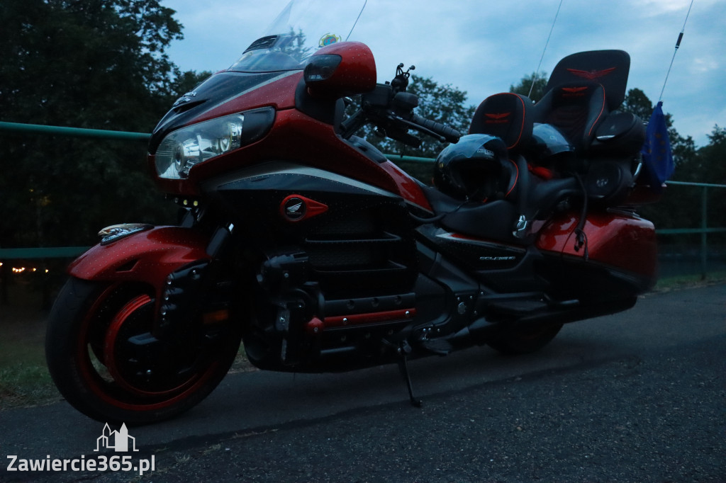 Fotorelacja: Nocna Parada Motocyklowa w Zawierciu