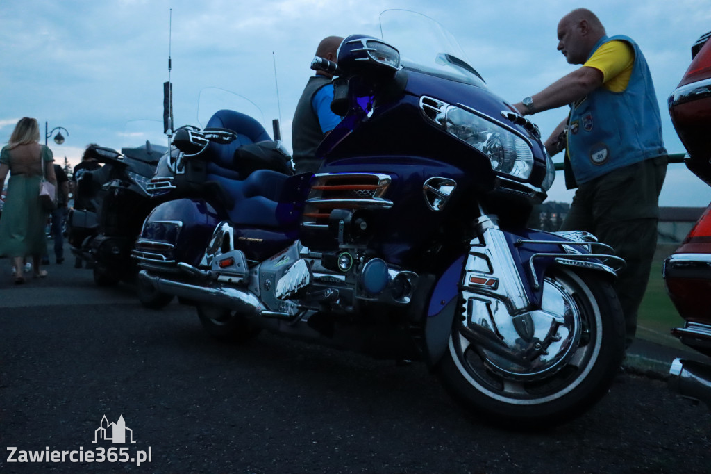 Fotorelacja: Nocna Parada Motocyklowa w Zawierciu