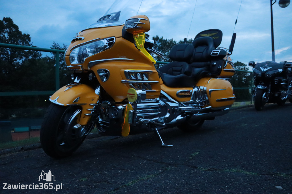 Fotorelacja: Nocna Parada Motocyklowa w Zawierciu