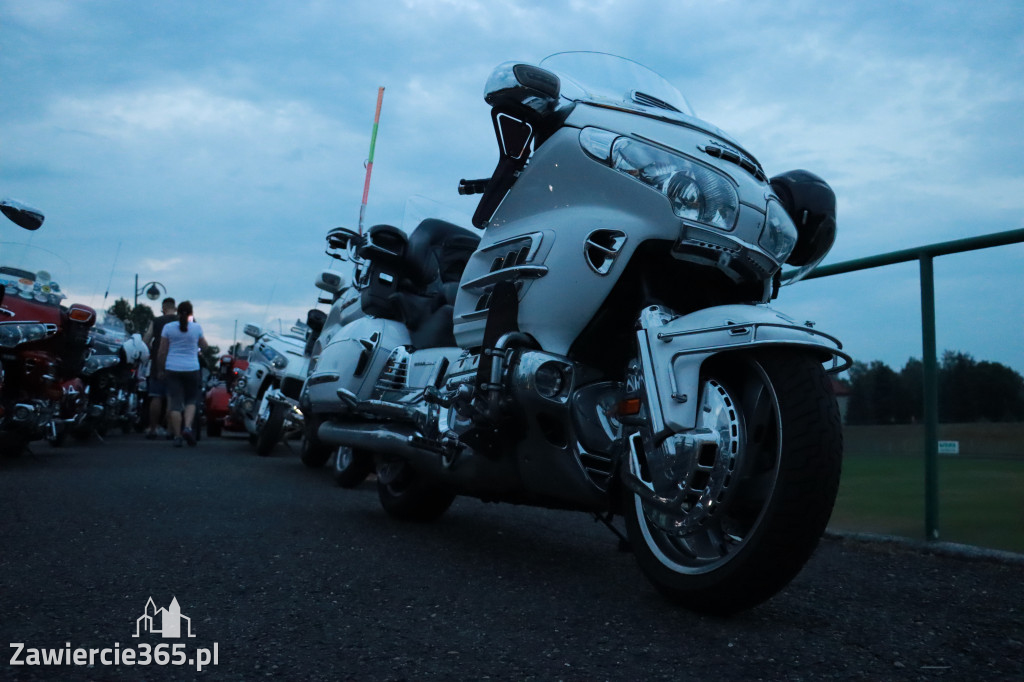 Fotorelacja: Nocna Parada Motocyklowa w Zawierciu