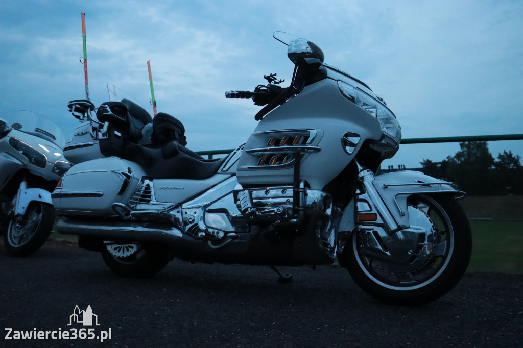 Fotorelacja: Nocna Parada Motocyklowa w Zawierciu
