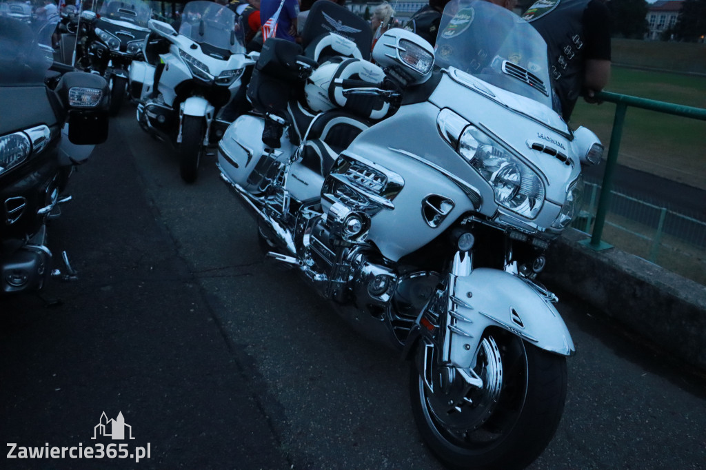 Fotorelacja: Nocna Parada Motocyklowa w Zawierciu