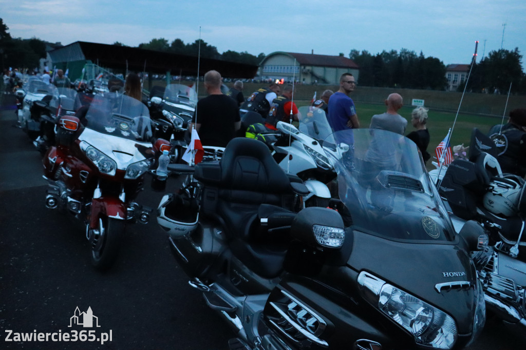Fotorelacja: Nocna Parada Motocyklowa w Zawierciu