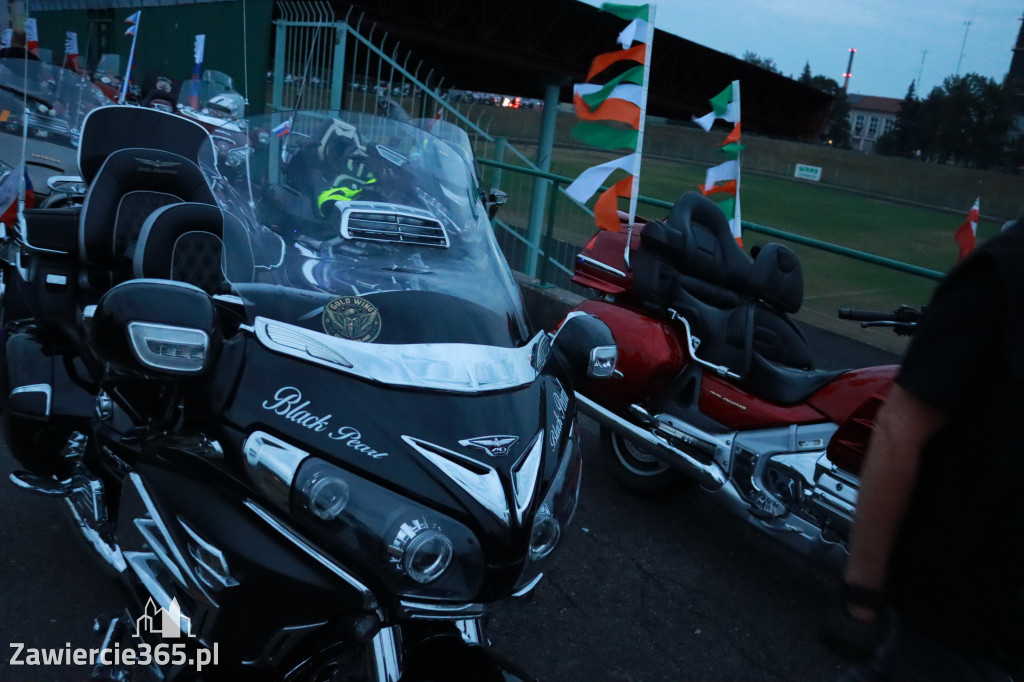 Fotorelacja: Nocna Parada Motocyklowa w Zawierciu