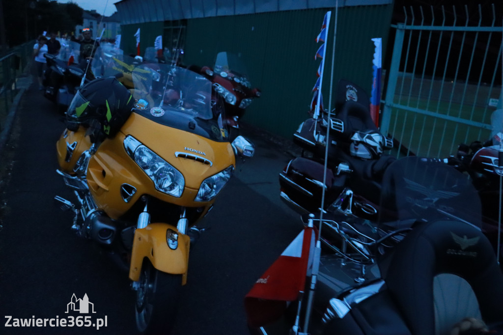 Fotorelacja: Nocna Parada Motocyklowa w Zawierciu