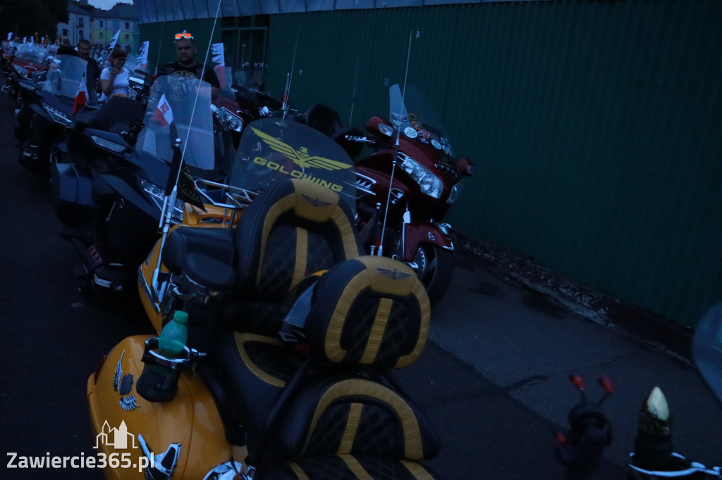 Fotorelacja: Nocna Parada Motocyklowa w Zawierciu
