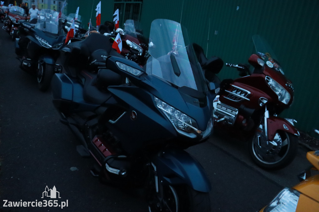 Fotorelacja: Nocna Parada Motocyklowa w Zawierciu