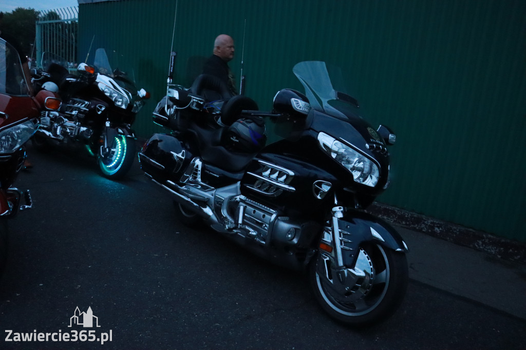 Fotorelacja: Nocna Parada Motocyklowa w Zawierciu