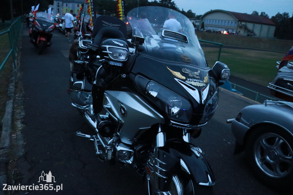 Fotorelacja: Nocna Parada Motocyklowa w Zawierciu