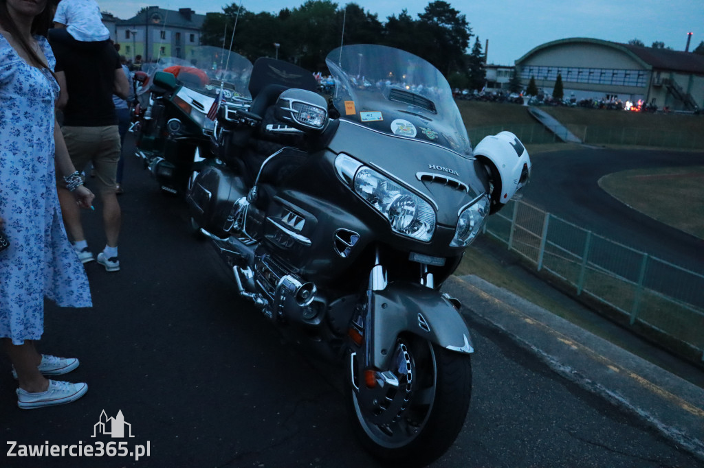 Fotorelacja: Nocna Parada Motocyklowa w Zawierciu