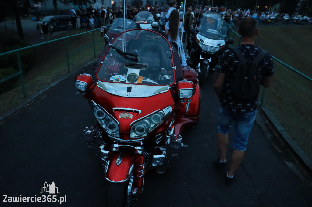 Fotorelacja: Nocna Parada Motocyklowa w Zawierciu