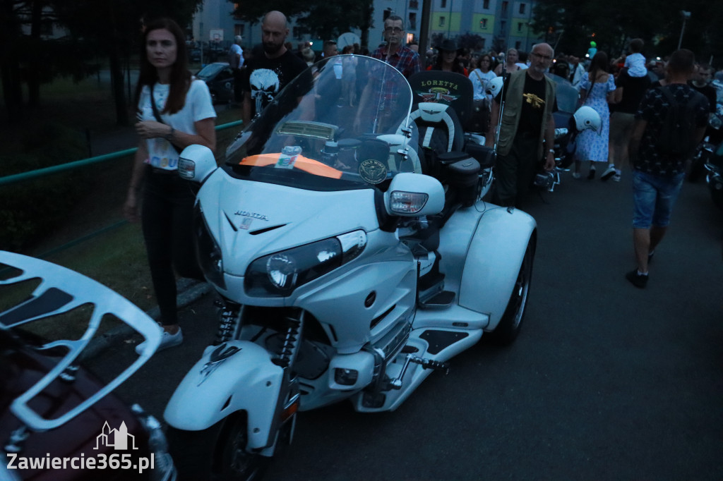 Fotorelacja: Nocna Parada Motocyklowa w Zawierciu