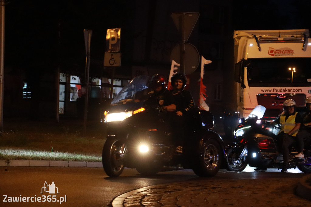 Fotorelacja: Nocna Parada Motocyklowa w Zawierciu