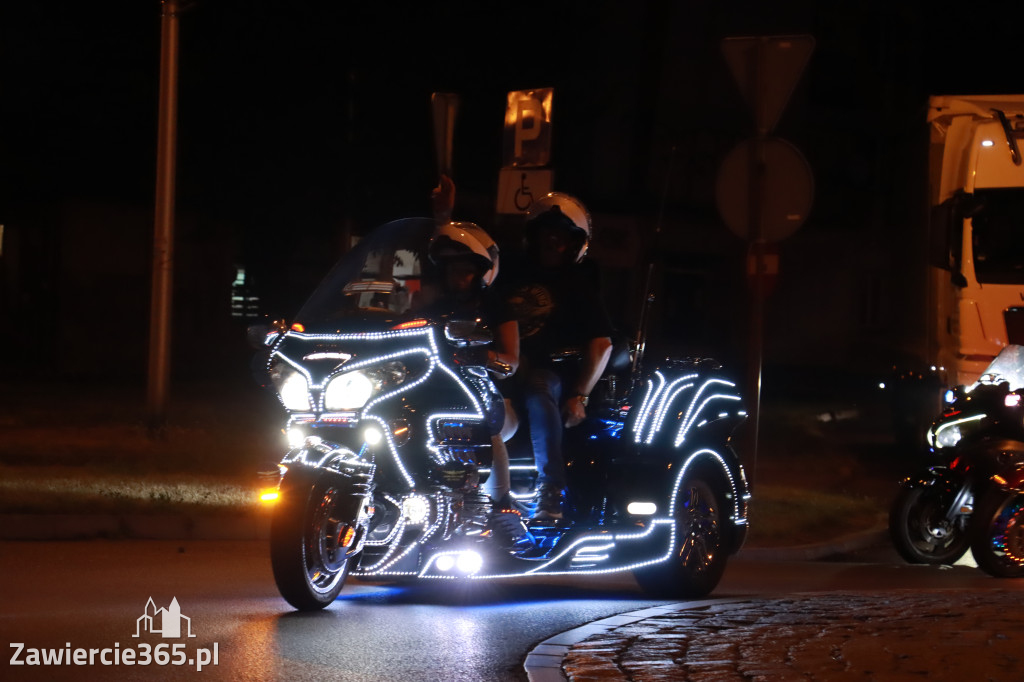 Fotorelacja: Nocna Parada Motocyklowa w Zawierciu