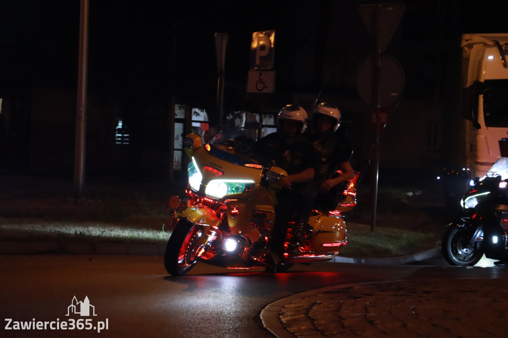 Fotorelacja: Nocna Parada Motocyklowa w Zawierciu