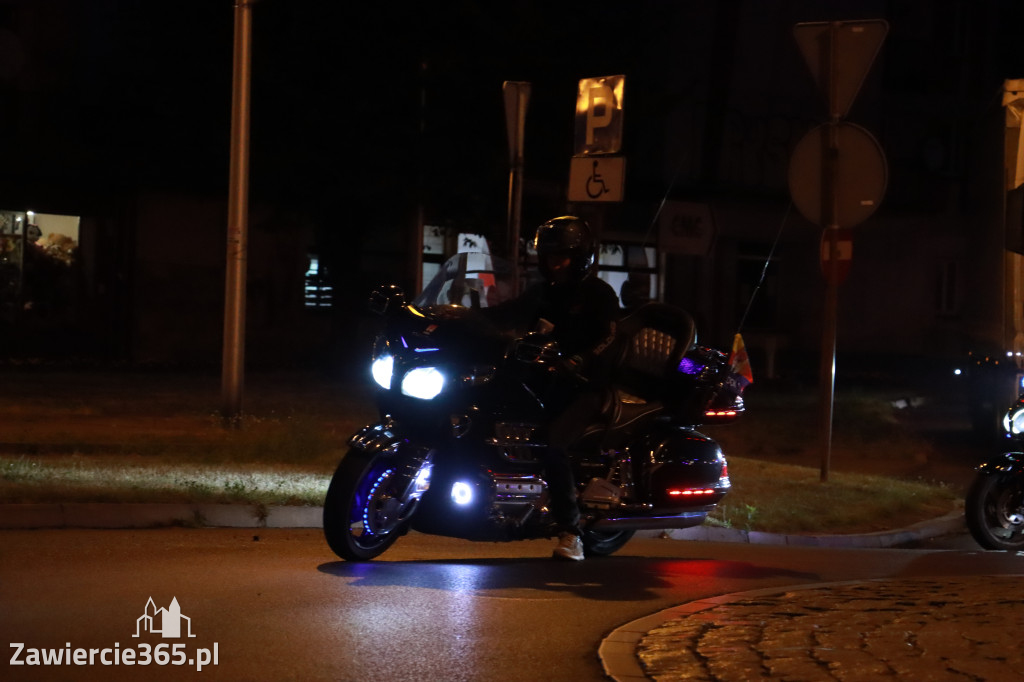 Fotorelacja: Nocna Parada Motocyklowa w Zawierciu