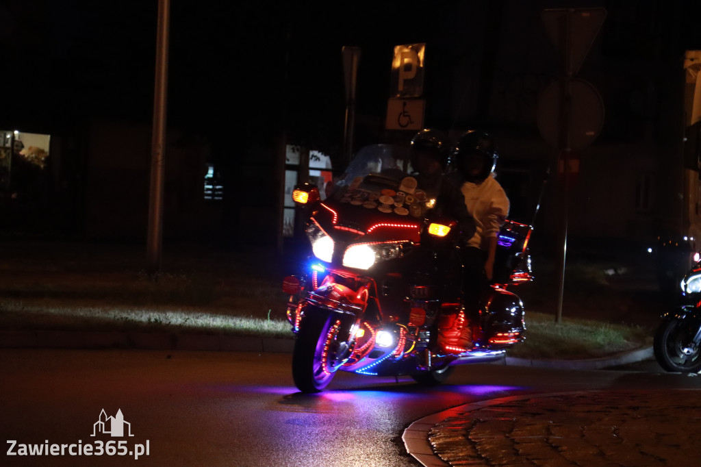 Fotorelacja: Nocna Parada Motocyklowa w Zawierciu