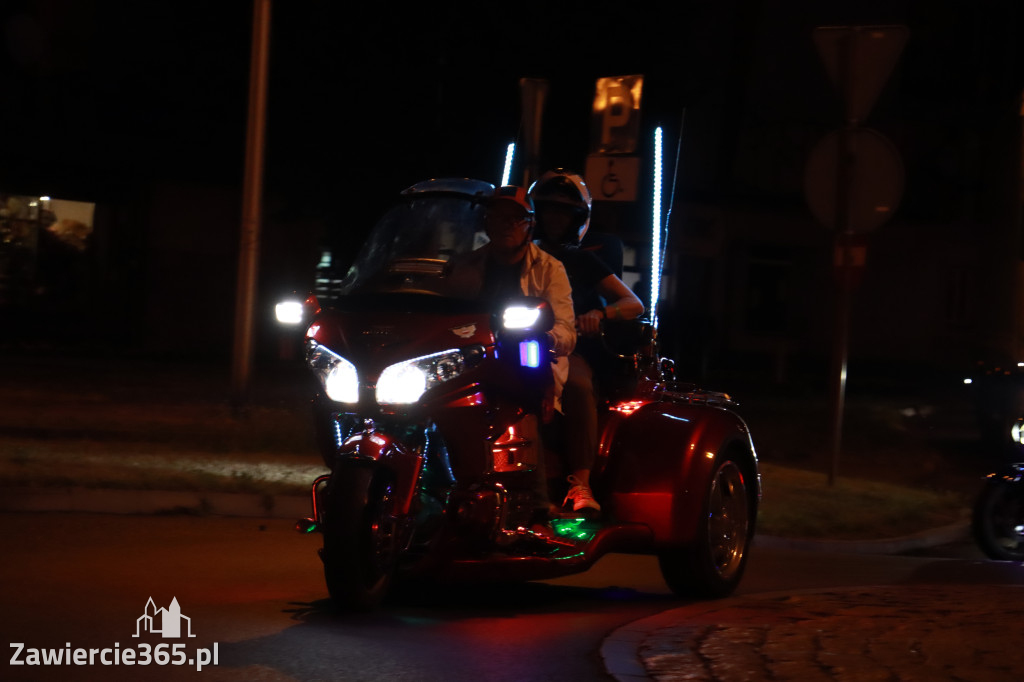Fotorelacja: Nocna Parada Motocyklowa w Zawierciu