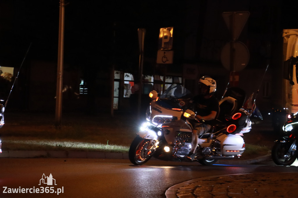 Fotorelacja: Nocna Parada Motocyklowa w Zawierciu