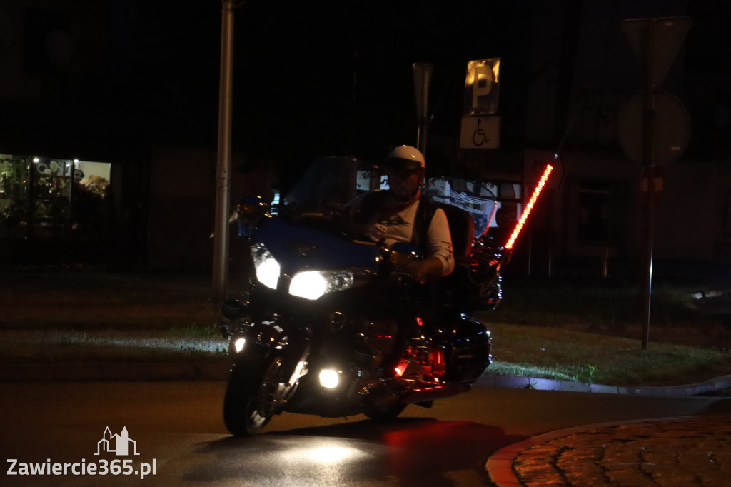 Fotorelacja: Nocna Parada Motocyklowa w Zawierciu