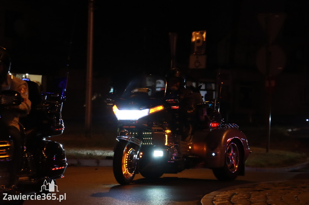 Fotorelacja: Nocna Parada Motocyklowa w Zawierciu