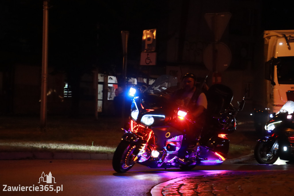 Fotorelacja: Nocna Parada Motocyklowa w Zawierciu