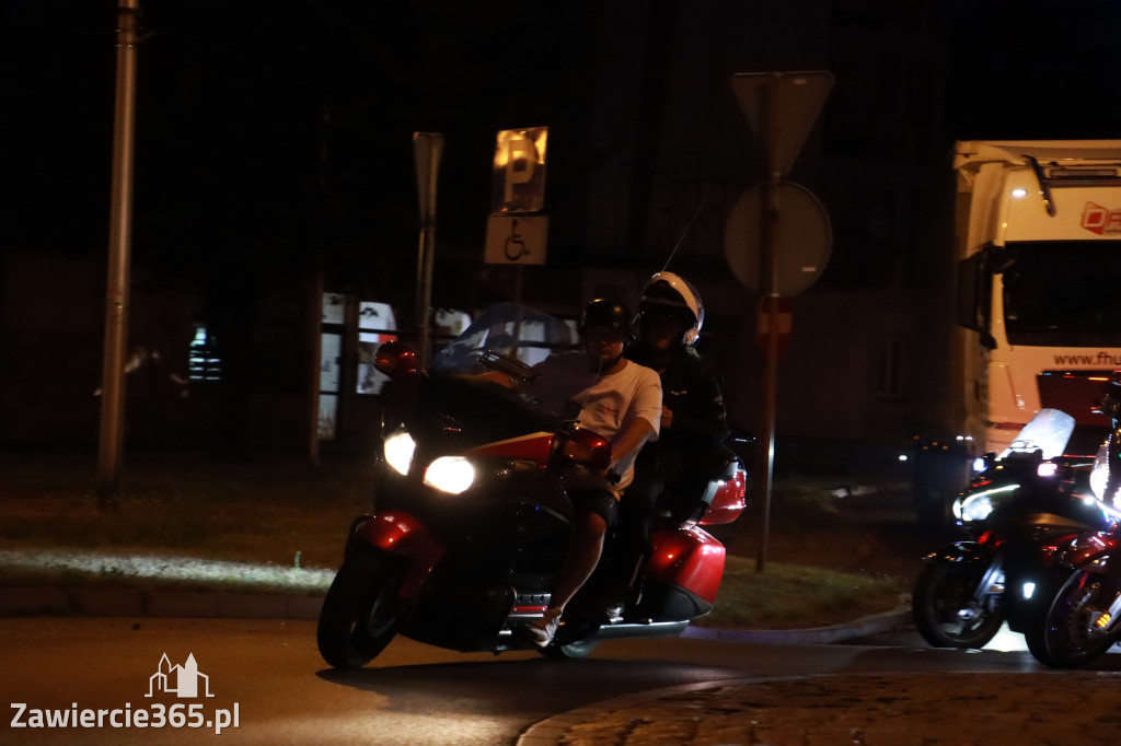 Fotorelacja: Nocna Parada Motocyklowa w Zawierciu
