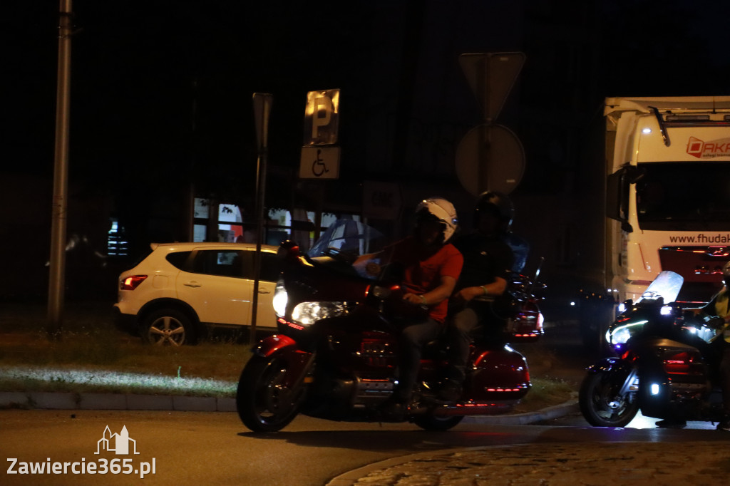 Fotorelacja: Nocna Parada Motocyklowa w Zawierciu