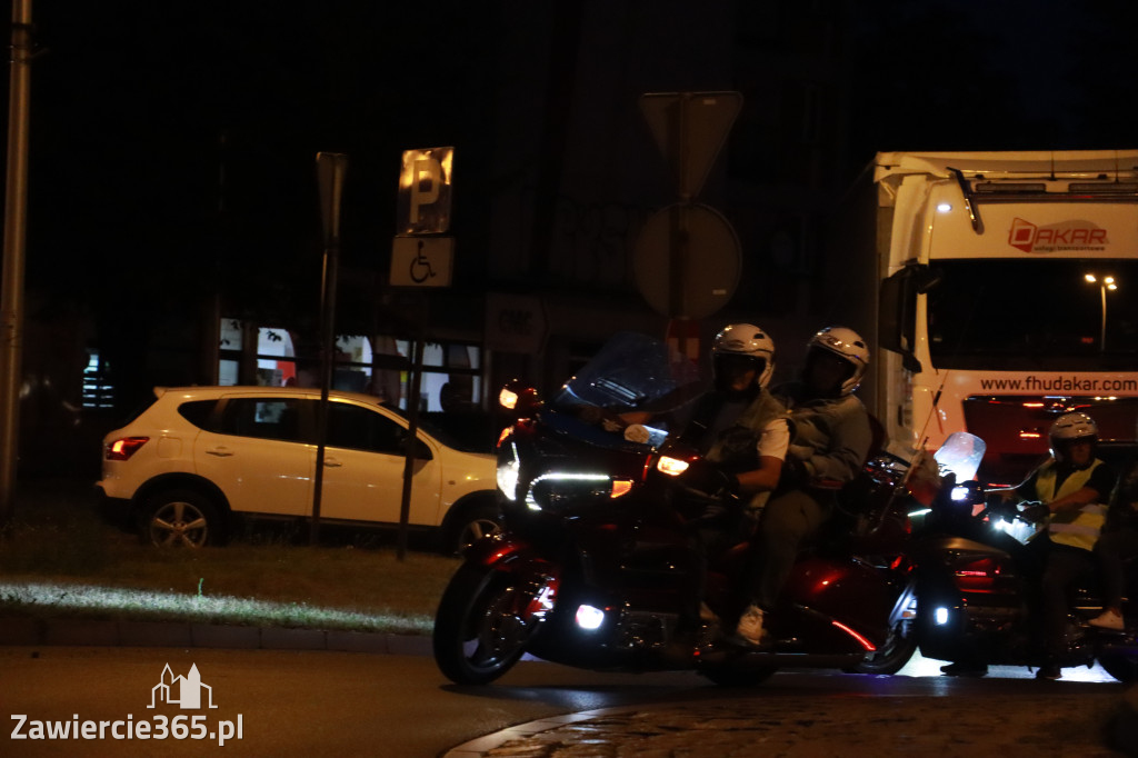 Fotorelacja: Nocna Parada Motocyklowa w Zawierciu