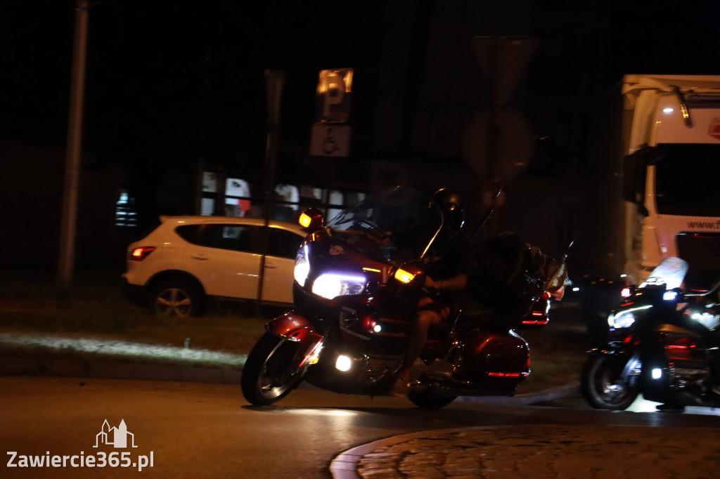 Fotorelacja: Nocna Parada Motocyklowa w Zawierciu