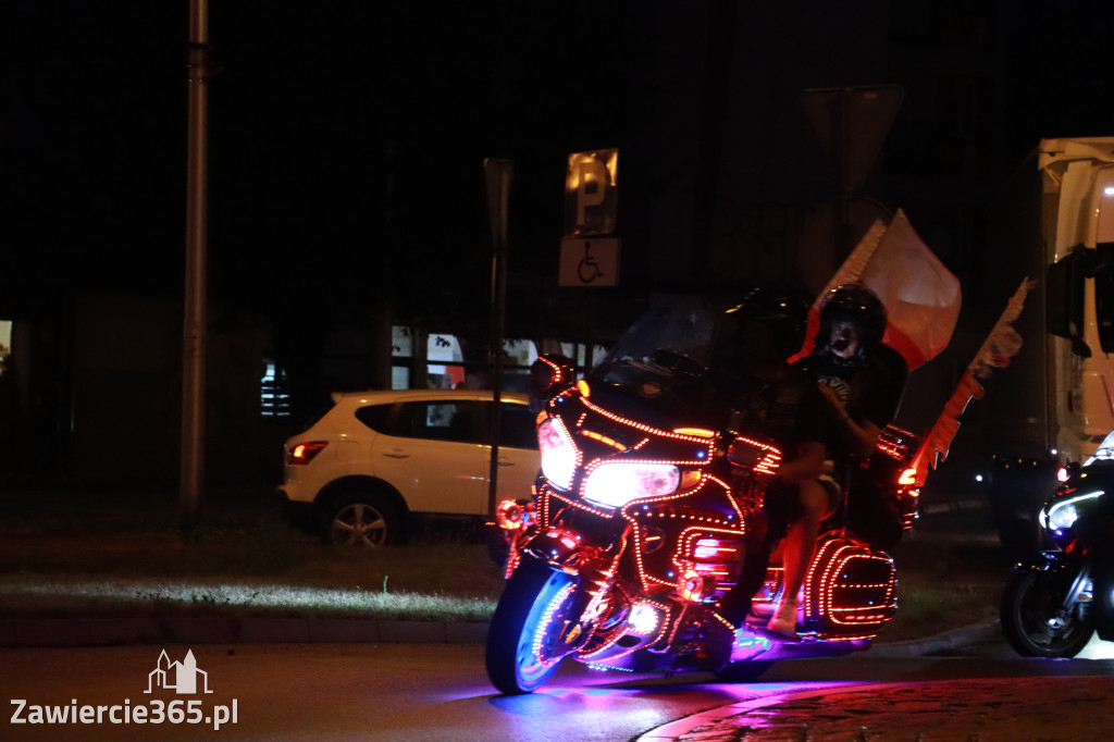 Fotorelacja: Nocna Parada Motocyklowa w Zawierciu