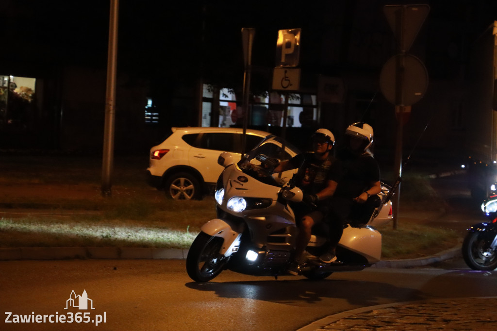 Fotorelacja: Nocna Parada Motocyklowa w Zawierciu