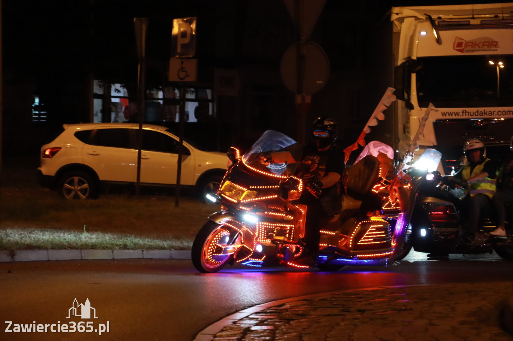 Fotorelacja: Nocna Parada Motocyklowa w Zawierciu