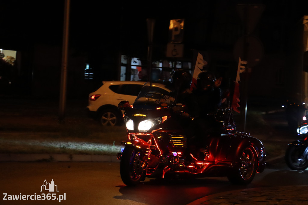 Fotorelacja: Nocna Parada Motocyklowa w Zawierciu