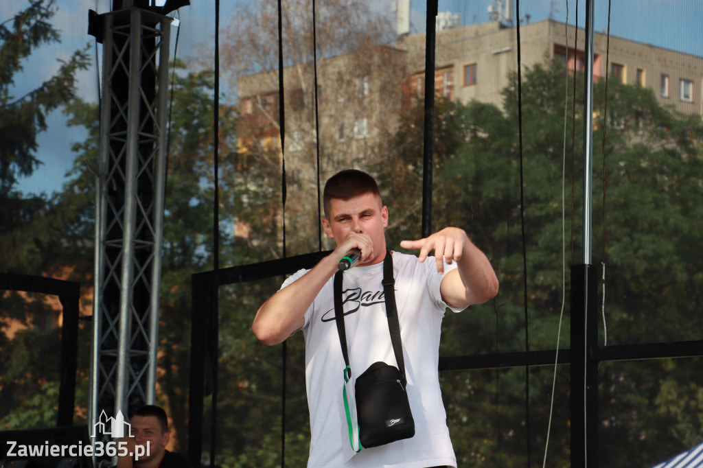 FOTORELACJA: RAP FEST W STREFIE KONCERTÓW w Zawierciu