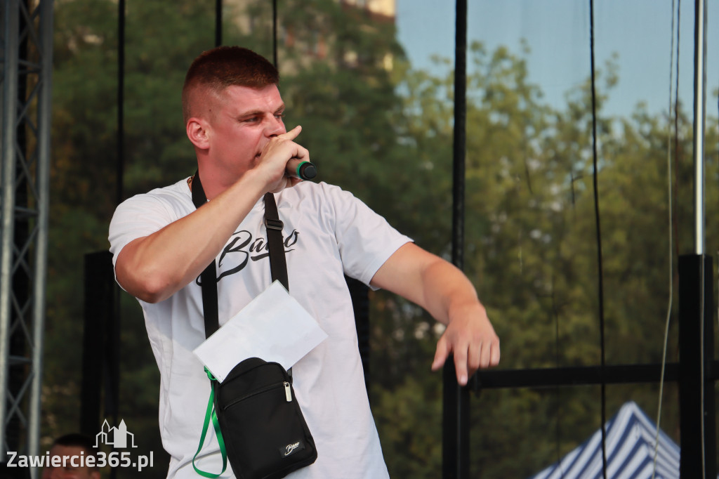 FOTORELACJA: RAP FEST W STREFIE KONCERTÓW w Zawierciu