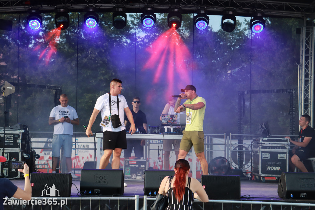 FOTORELACJA: RAP FEST W STREFIE KONCERTÓW w Zawierciu