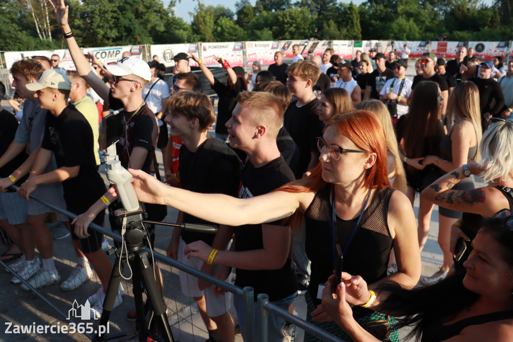 FOTORELACJA: RAP FEST W STREFIE KONCERTÓW w Zawierciu