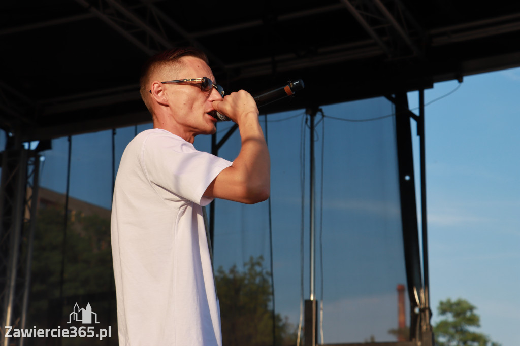 FOTORELACJA: RAP FEST W STREFIE KONCERTÓW w Zawierciu